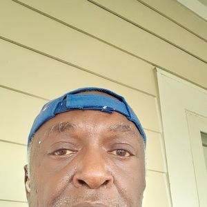 Meet your Posher, Kenneth